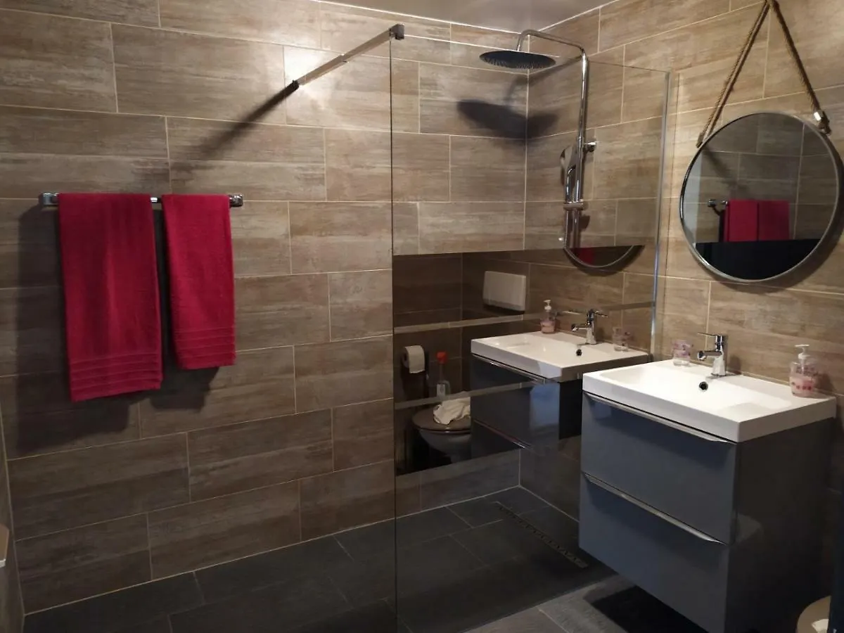 Privatunterkunft Ferienwohnung Geneve chene-bougeries